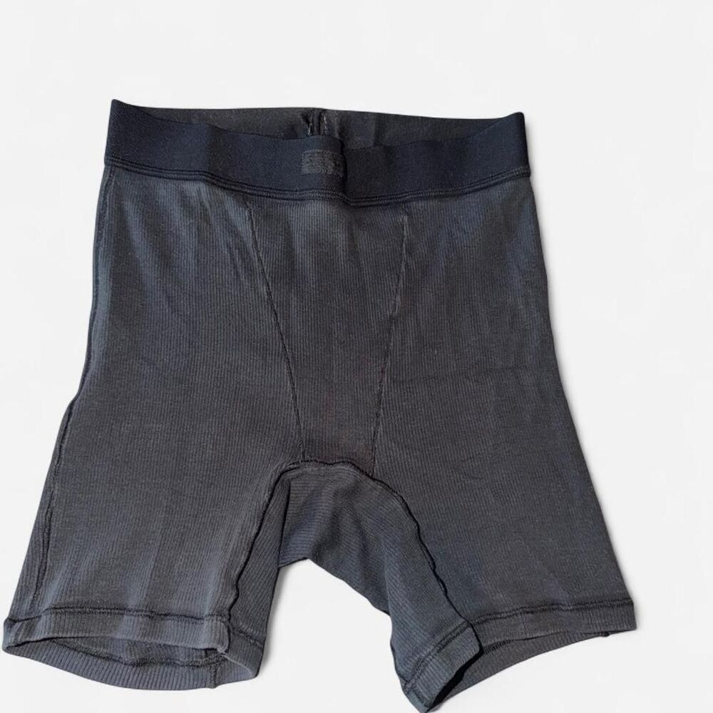 Skims Women's Grey and Black Shorts